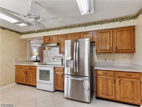 5853 Wyldewood Lakes Ct, Fort Myers FL - photo 13 of 33