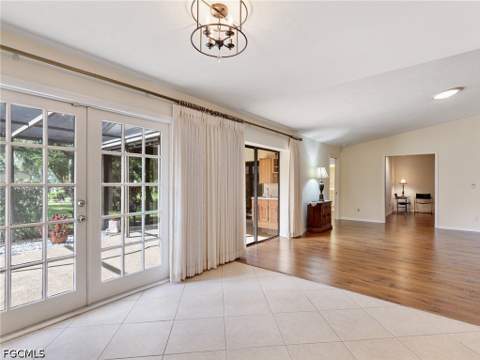 5853 Wyldewood Lakes Ct, Fort Myers FL - photo 9 of 33