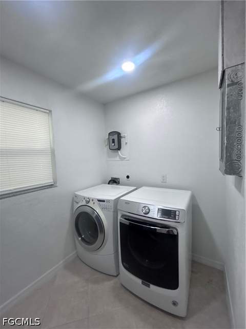 3900 Arnold Dr, Fort Myers FL - photo 6 of 18