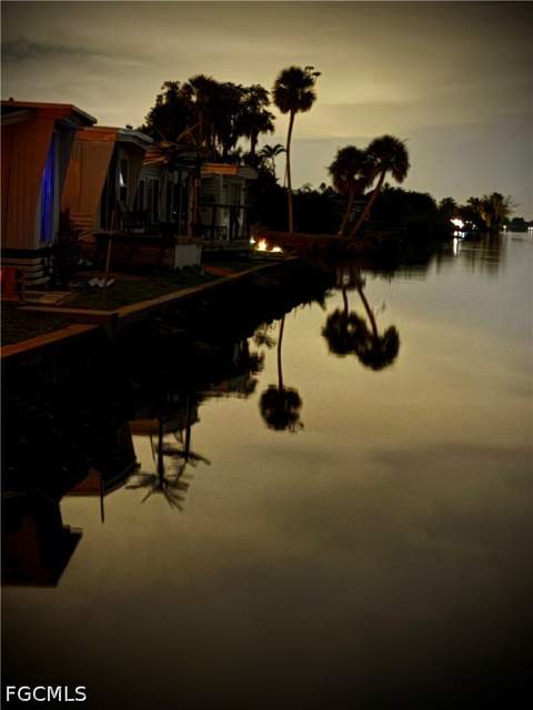 2012 S Olga Dr 5, Fort Myers FL - photo 6 of 10