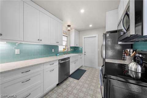 212 Angler Ct, Marco Island FL - photo 20 of 49