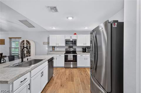 228 NE 26th St, Cape Coral FL - photo 10 of 23