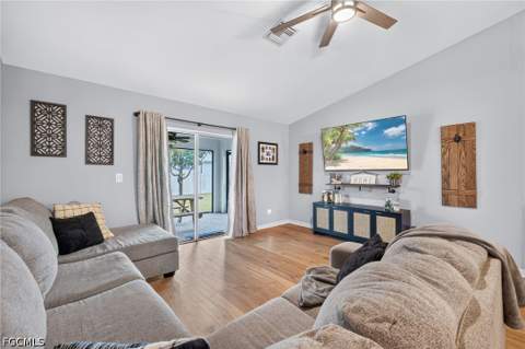 228 NE 26th St, Cape Coral FL - photo 6 of 23