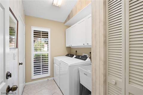 4570 Ashton Ct, Naples FL - photo 18 of 32