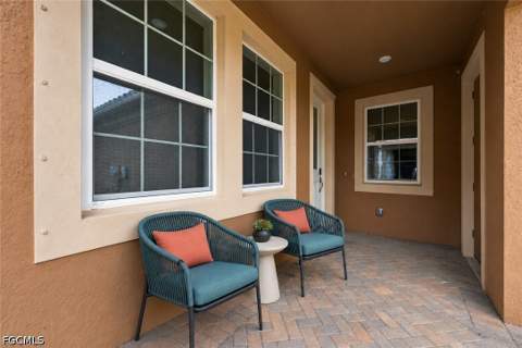 10360 Bonavie Cove Dr, Fort Myers FL - photo 6 of 41
