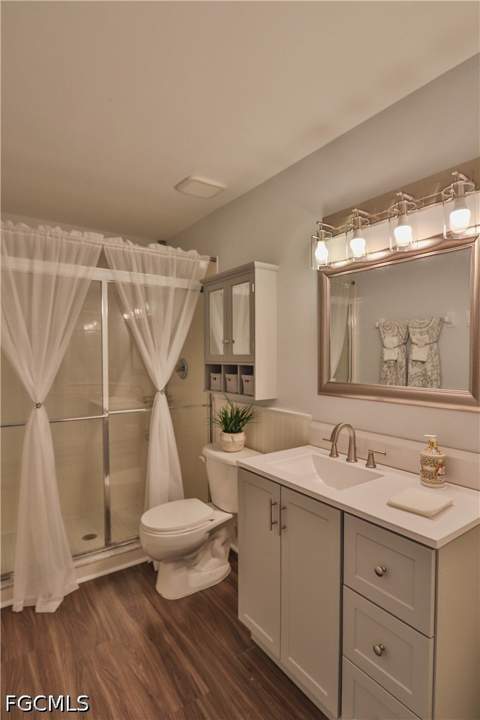 3630 Pine Oak Cir 105, Fort Myers FL - photo 13 of 17