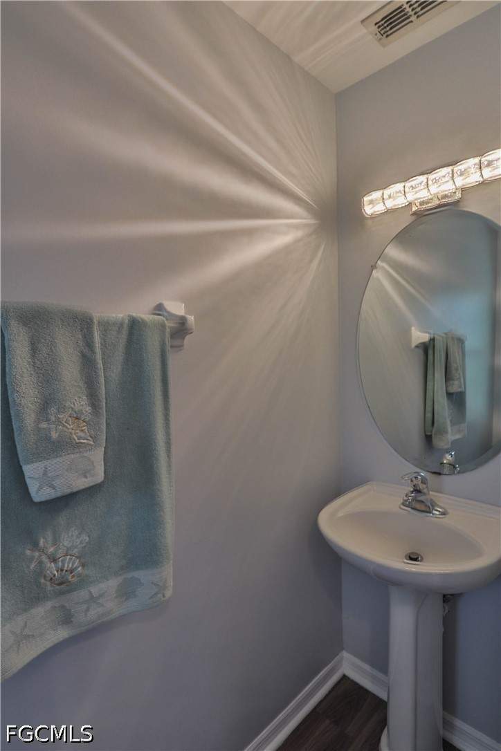 3 bedroom Townhouse at 3630 Pine Oak Cir 105, Forest Lake Townhomes, Fort Myers — photo 5