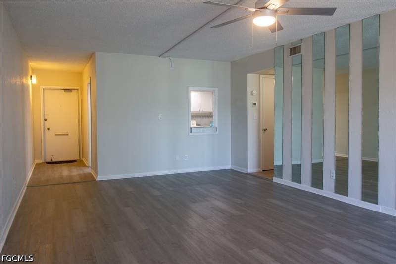 2 bedroom Condominium at 4014 Coronado Pkwy 106, Cape Colony Condo, Cape Coral — photo 5