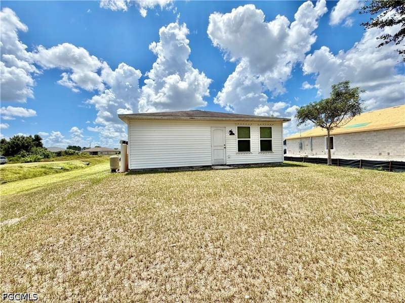 4 bedroom SingleFamilyResidence at 2800 26th St SW, Lehigh Acres, Lehigh Acres — photo 5