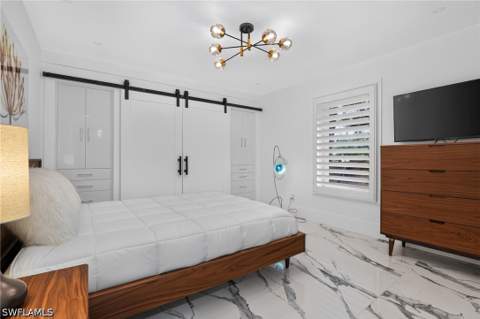 1195 Mockingbird Ln, Naples FL - photo 16 of 50