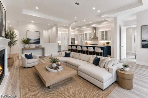 3967 Skyway Dr, Naples FL - photo 6 of 35