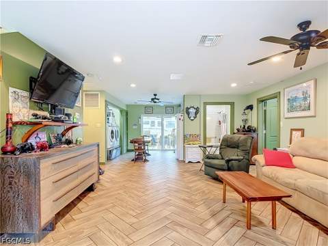 11870 Pompano Ave, Cape Coral FL - photo 9 of 50