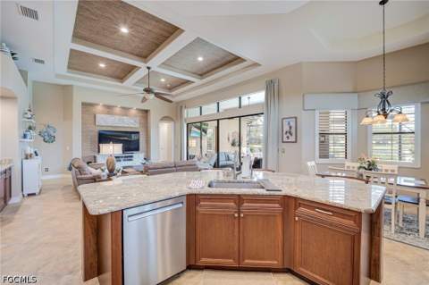 11752 Rosalinda Ct, Fort Myers FL - photo 9 of 46