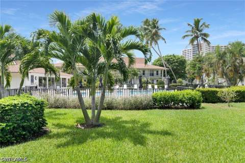 235 Seaview Ct B2, Marco Island FL - photo 15 of 28