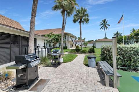 235 Seaview Ct B2, Marco Island FL - photo 18 of 28