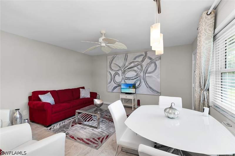 1 bedroom Condominium at 235 Seaview Ct B2, Seabreeze West, Marco Island — photo 4
