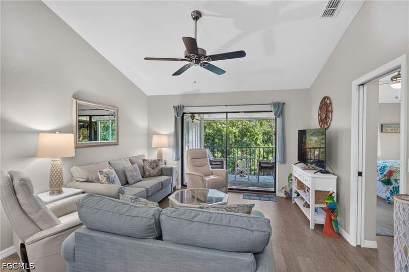 2 bedroom Condominium at 8430 Charter Club Cir 15, Club At Crystal Lake Condominium, Fort Myers — photo 5