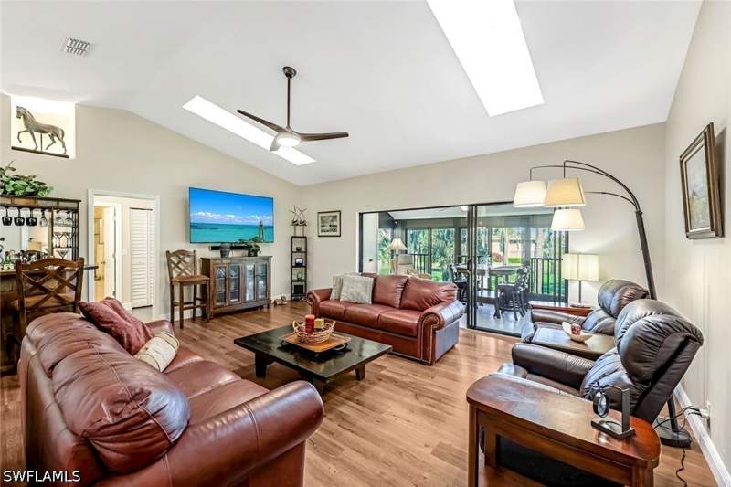 2 bedroom Condominium at 194 Albi Rd 8, Fairway Oaks, Naples — photo 5