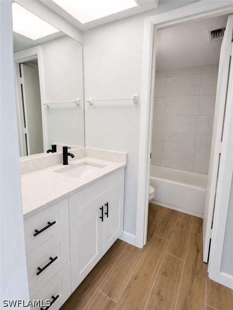 2 bedroom Condominium at 4100 Looking Glass Ln 3008, Winterpark, Naples — photo 3