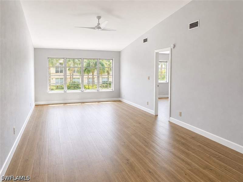 2 bedroom Condominium at 4100 Looking Glass Ln 3008, Winterpark, Naples — photo 4