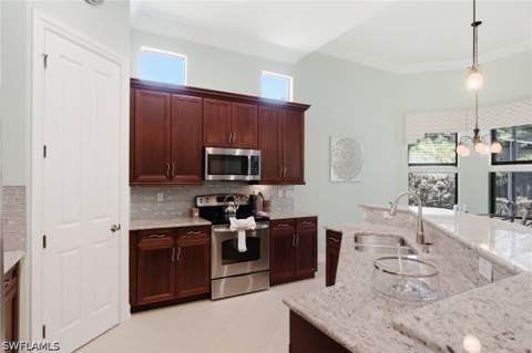 15850 Secoya Reserve Cir, Naples FL - photo 15 of 42
