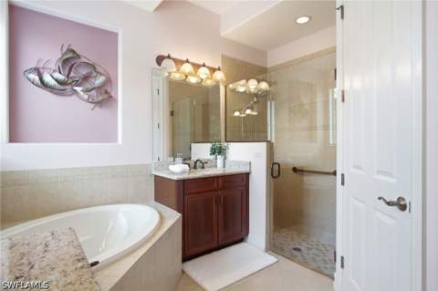 15850 Secoya Reserve Cir, Naples FL - photo 22 of 42