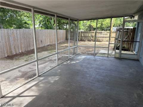 2511 W Cypress Ave, Fort Myers FL - photo 19 of 20