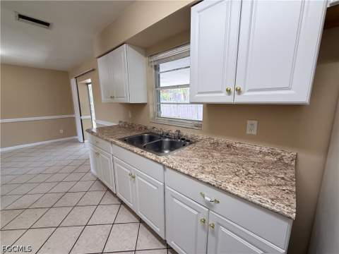 2511 W Cypress Ave, Fort Myers FL - photo 6 of 20