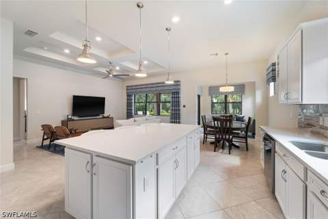 9406 Greyhawk Trl, Naples FL - photo 10 of 48
