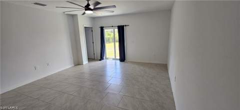 20111 Caroline Creek Pl, Lehigh Acres FL - photo 10 of 30