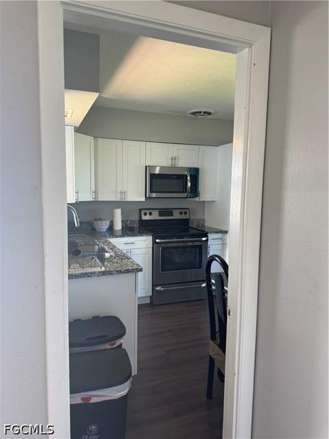 1109 E Jasmine Rd, Lehigh Acres FL - photo 22 of 57