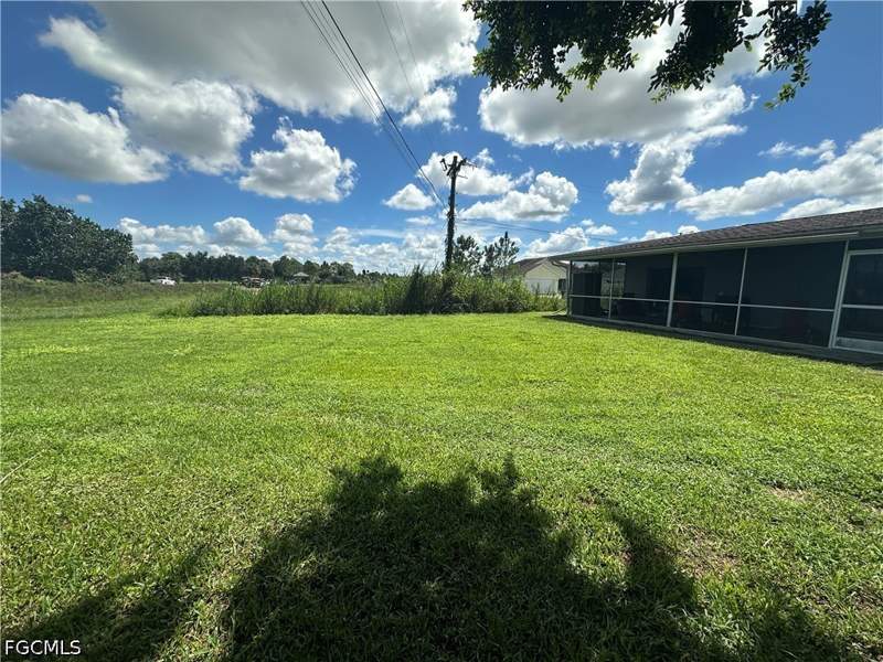3 bedroom SingleFamilyResidence at 1109 E Jasmine Rd, Lehigh Acres, Lehigh Acres — photo 4