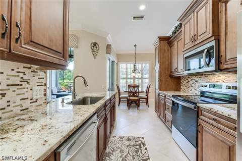9234 Spring Run Blvd, Estero FL - photo 8 of 41