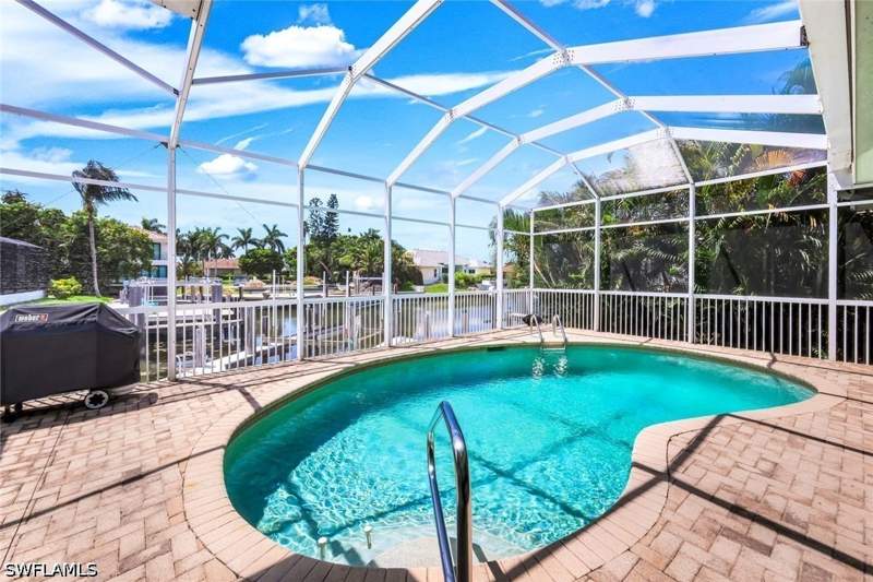 3 bedroom SingleFamilyResidence at 200 N Barfield Dr, Marco Island, Marco Island — photo 4