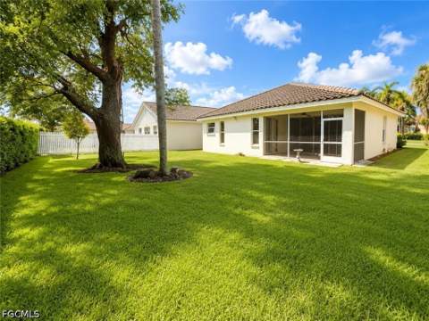 11330 Lakeland Cir, Fort Myers FL - photo 15 of 16