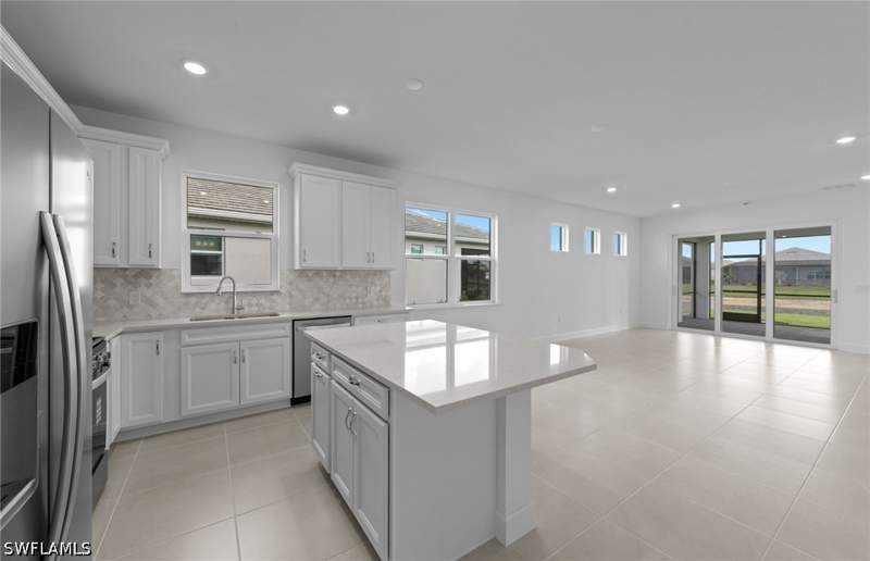 2 bedroom SingleFamilyResidence at 12665 Pyrite Ct, Terrawalk, Alva — photo 4