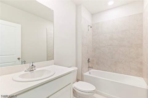 5215 Butte St, Lehigh Acres FL - photo 10 of 19