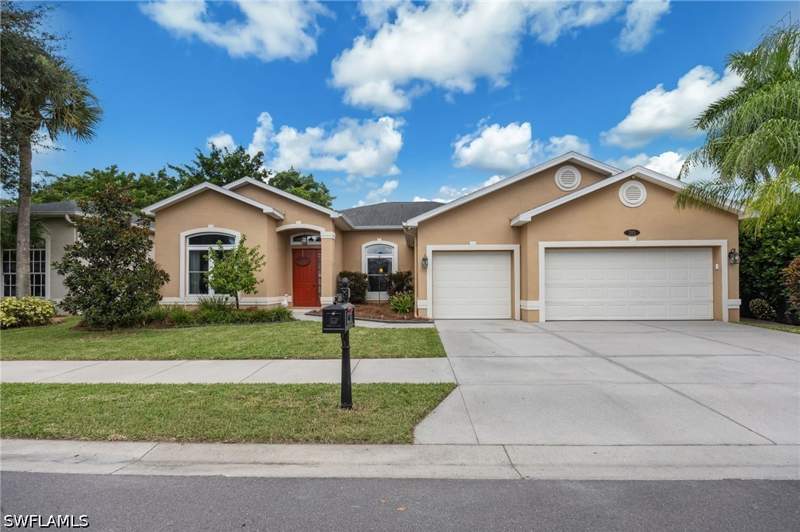 4 bedroom SingleFamilyResidence at 315 Burnt Pine Dr, Pebblebrooke Lakes, Naples — photo 5