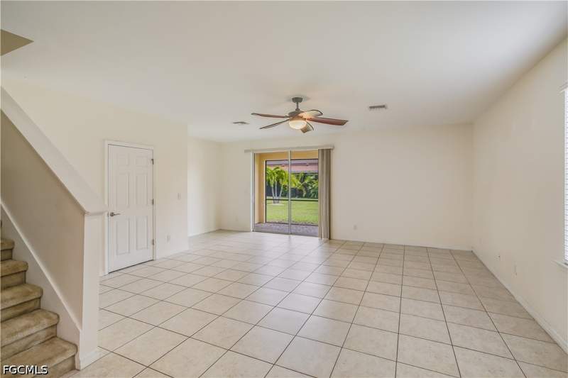 3 bedroom Townhouse at 3800 Clearbrook Ln, Townhomes Of San Simeon, Fort Myers — photo 5