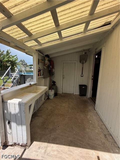 306 Pinecrest Ave NW, Moore Haven FL - photo 14 of 34