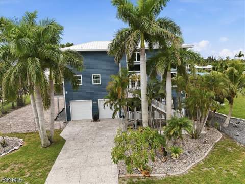 5711 Linden Ln, Bokeelia FL - photo 6 of 50