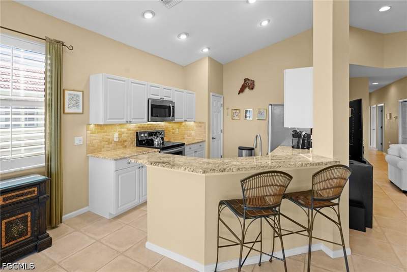 3 bedroom Condominium at 16137 Mount Abbey Way 202, Abbey Row, Fort Myers — photo 5