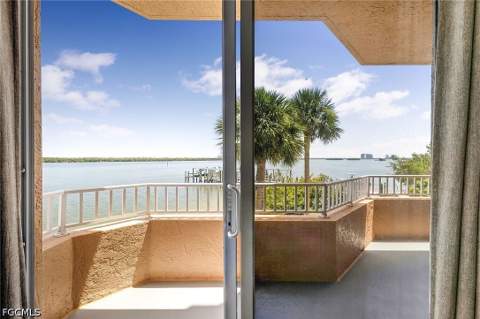 8771 Estero Blvd 103, Bonita Springs FL - photo 21 of 30