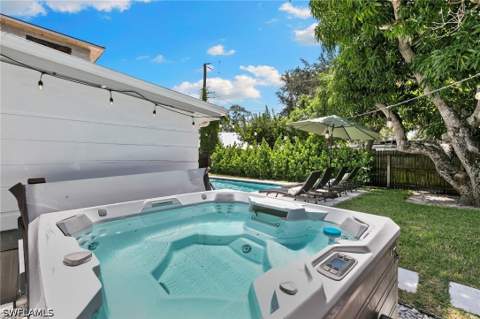 2160 Holiday Ln, Naples FL - photo 21 of 32