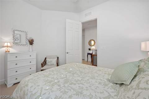 10251 Glastonbury Cir 201, Fort Myers FL - photo 17 of 43