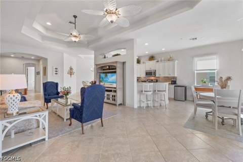 10251 Glastonbury Cir 201, Fort Myers FL - photo 9 of 43