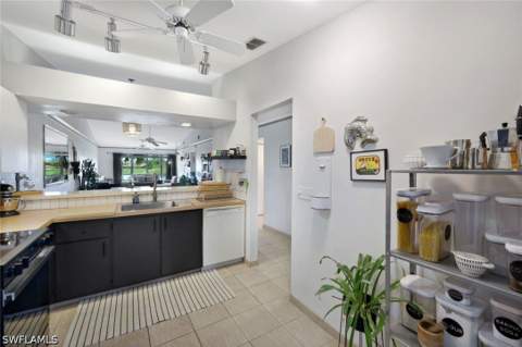 4038 Northlight Dr 1506, Naples FL - photo 12 of 39