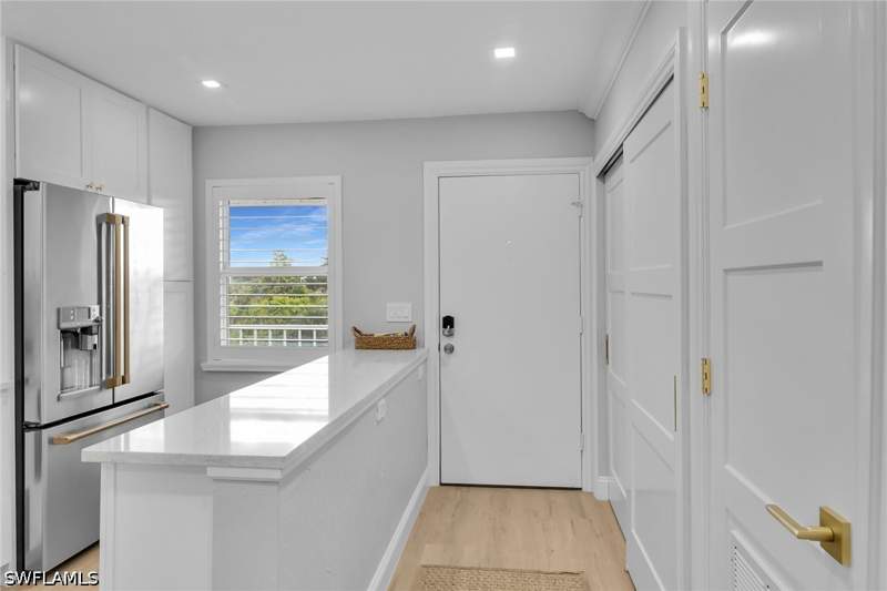 2 bedroom Condominium at 261 S Collier Blvd 305, Mutiny, Marco Island — photo 5