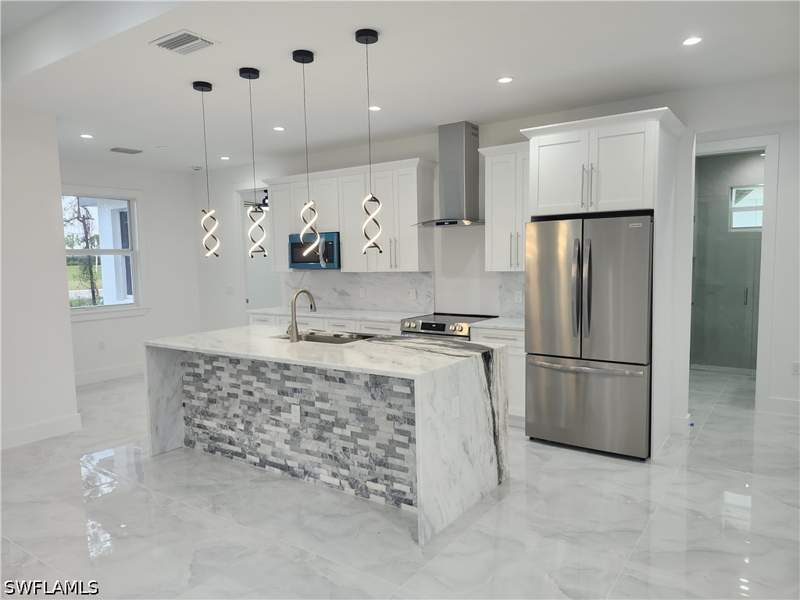 4 bedroom SingleFamilyResidence at 3983 33rd Ave NE, Golden Gate Estates, Naples — photo 4