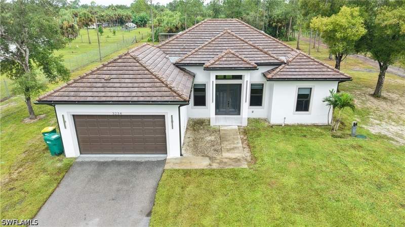 3 bedroom SingleFamilyResidence at 3234 22nd Ave SE, Golden Gate Estates, Naples — photo 2